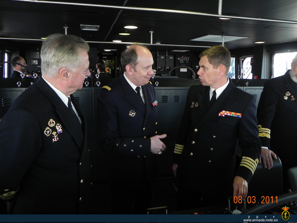 Visita al buque de proyección estratégica 'Juan Carlos I'